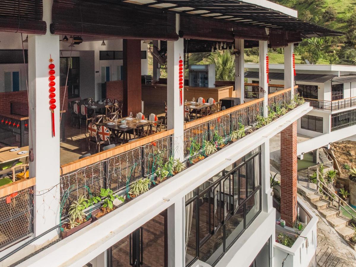 Ellin Forest Karaoke & Pool Resort Bukit Tinggi Bentong Extérieur photo