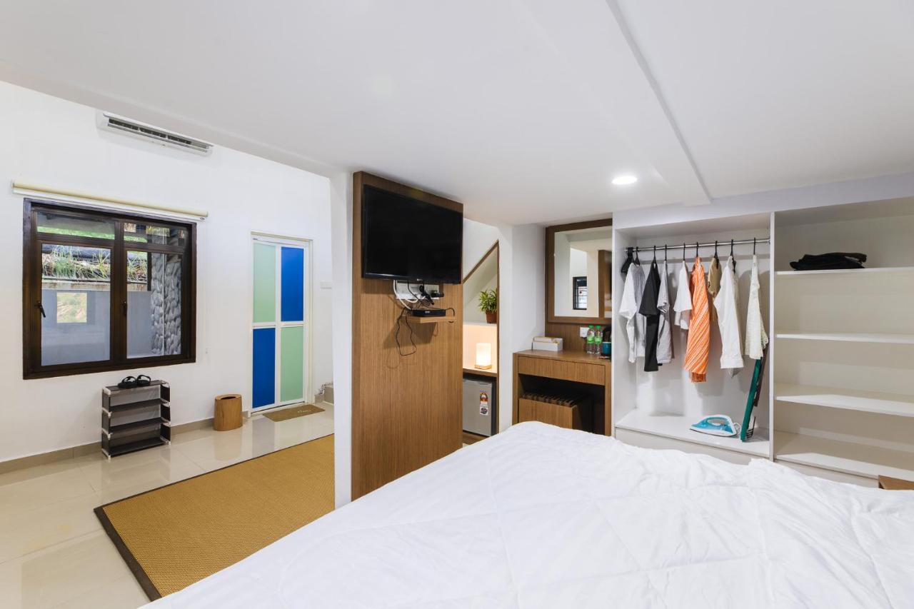 Ellin Forest Karaoke & Pool Resort Bukit Tinggi Bentong Extérieur photo